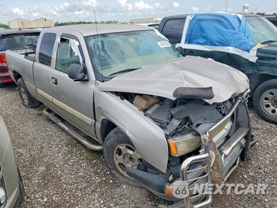 Czwarte zdjęcie samochodu z boku: 2004 CHEV SILVERADO VIN:2GCEC19T341171402 - miniatura