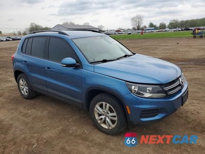 Czwarte zdjęcie samochodu z boku: 2017 VOLKSWAGEN TIGUAN S VIN:WVGBV7AX9HW503108 - miniatura