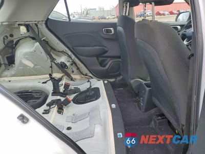 Zdjęcie 11 z 14 samochodu: 2022 HYUNDAI VENUE SE VIN:KMHRB8A31NU208411 - miniatura
