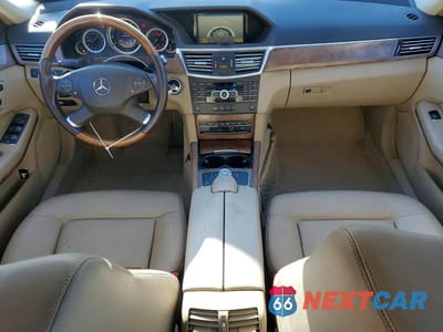 Zdjęcie 8 z 13 samochodu: 2012 MERCEDES-BENZ E 350 4MATIC VIN:WDDHF8JB4CA522473 - miniatura