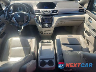 Zdjęcie 8 z 14 samochodu: 2016 HONDA ODYSSEY EXL VIN:5FNRL5H68GB018617 - miniatura
