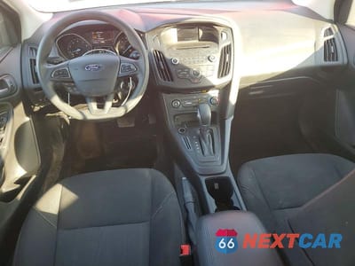 Zdjęcie 8 z 12 samochodu: 2017 FORD FOCUS SE VIN:1FADP3F23HL201978 - miniatura
