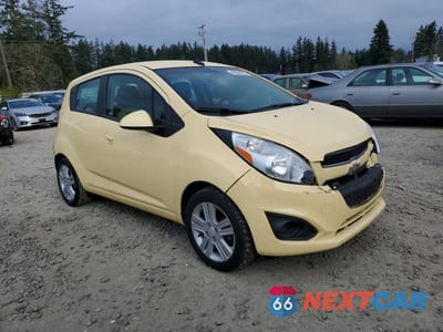 Czwarte zdjęcie samochodu z boku: 2014 CHEVROLET SPARK 1LT VIN:KL8CD6S98EC408793 - miniatura