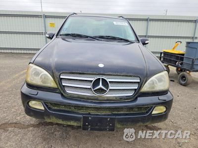 Piąte zdjęcie samochodu w środku: 2003 MERZ M-CLASS VIN:4JGAB75E93A424976 - miniatura