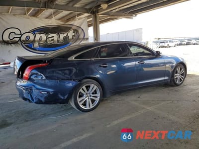 Trzecie zdjęcie samochodu z tyłu: 2012 JAGUAR XJL VIN:SAJWA2GB6CLV37082 - miniatura