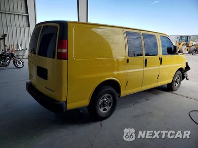 Trzecie zdjęcie samochodu z tyłu: 2006 CHEVROLET EXPRESS G1500 DELIVERY VAN VIN:1GCFG15T261154453 - miniatura