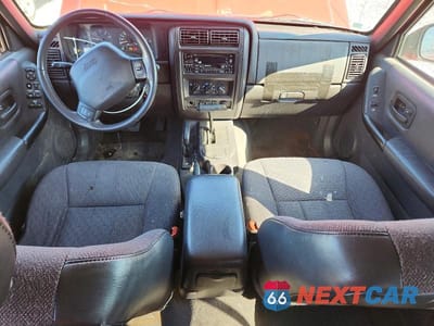 Zdjęcie 8 z 14 samochodu: 2000 JEEP CHEROKEE CLASSIC VIN:1J4FF58S8YL166900 - miniatura
