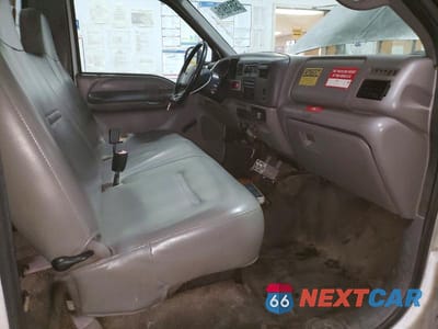 Zdjęcie 10 z 11 samochodu: 1999 FORD F350 SUPER DUTY VIN:1FDWF36S6XED12559 - miniatura