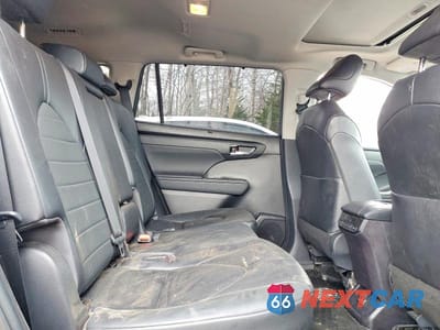 Zdjęcie 11 z 14 samochodu: 2023 TOYOTA HIGHLANDER L VIN:5TDKDRBH5PS511392 - miniatura