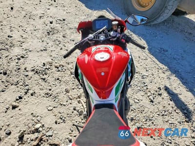 Zdjęcie 6 z 9 samochodu: 2025 M. V. AGUSTA F3 RR VIN:ZCGDNXEC7SV003499 - miniatura