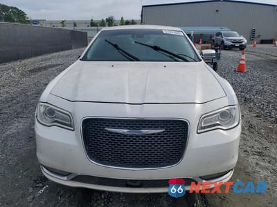Piąte zdjęcie samochodu w środku: 2016 CHRYSLER 300C VIN:2C3CCAEG9GH141501 - miniatura