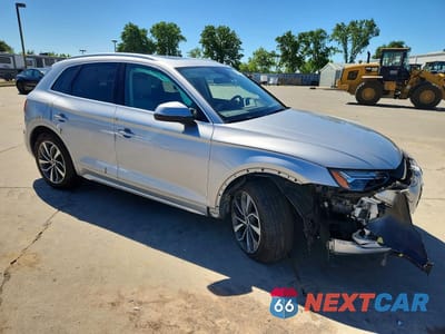 Czwarte zdjęcie samochodu z boku: 2021 AUDI Q5 PREMIUM PLUS VIN:WA1BAAFY3M2045009 - miniatura