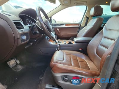 Zdjęcie 7 z 13 samochodu: 2013 VOLKSWAGEN TOUAREG V6 VIN:WVGDF9BPXDD010849 - miniatura