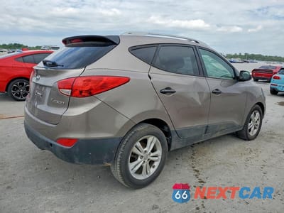 Trzecie zdjęcie samochodu z tyłu: 2013 HYUNDAI TUCSON GLS VIN:KM8JU3AC1DU563314 - miniatura