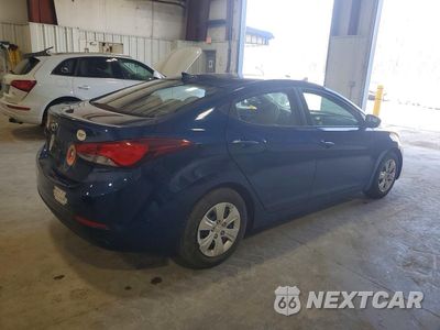 Trzecie zdjęcie samochodu z tyłu: 2016 HYUNDAI ELANTRA SE VIN:5NPDH4AE1GH726619 - miniatura
