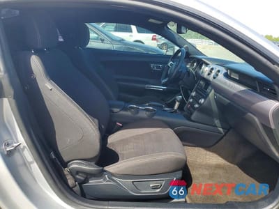 Zdjęcie 10 z 12 samochodu: 2016 FORD MUSTANG GT VIN:1FA6P8CF0G5225509 - miniatura