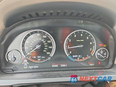 Zdjęcie 9 z 12 samochodu: 2013 BMW 5 SERIES 550I RWD VIN:WBAYE8C57DDE22260 - miniatura
