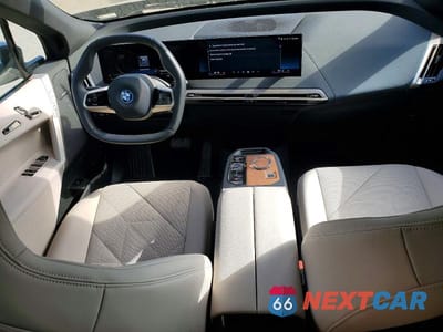 Zdjęcie 8 z 13 samochodu: 2024 BMW IX XDRIVE50 VIN:WB523CF0XRCR75945 - miniatura