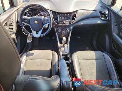 Zdjęcie 8 z 12 samochodu: 2018 CHEVROLET TRAX 1LT VIN:KL7CJLSB6JB728113 - miniatura