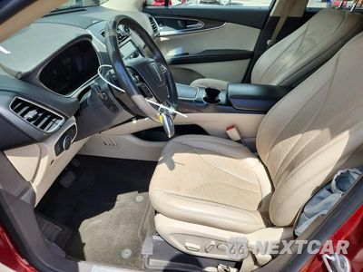 Zdjęcie 7 z 13 samochodu: 2019 LINCOLN NAUTILUS RESERVE VIN:2LMPJ8LP4KBL31183 - miniatura