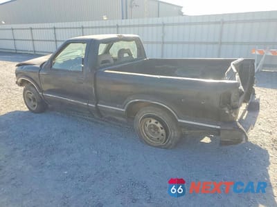 Drugie zdjęcie samochodu z przodu: 1994 CHEVROLET S TRUCK S10 VIN:1GCCS1448RK167346 - miniatura