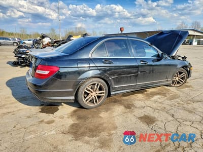 Trzecie zdjęcie samochodu z tyłu: 2013 MERCEDES-BENZ C 250 VIN:WDDGF4HB8DR259871 - miniatura