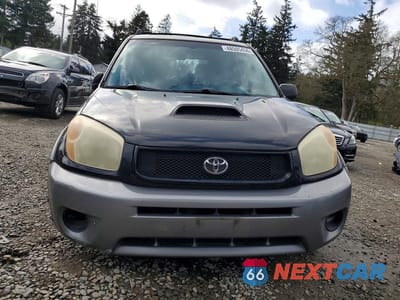 Piąte zdjęcie samochodu w środku: 2005 TOYOTA RAV4 BASE VIN:JTEHD20VX56024482 - miniatura