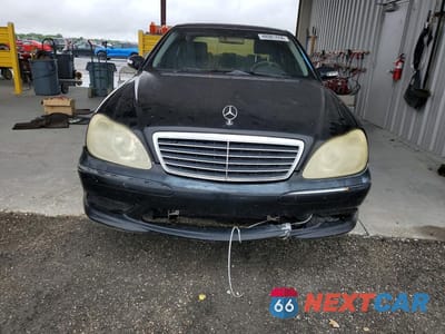 Piąte zdjęcie samochodu w środku: 2003 MERCEDES-BENZ S 430 VIN:WDBNG70J63A334226 - miniatura