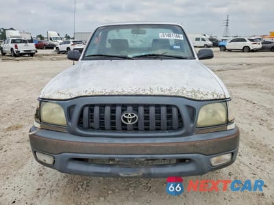 Piąte zdjęcie samochodu w środku: 2002 TOYOTA TACOMA BASE VIN:5TENL42N52Z122045 - miniatura