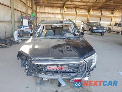 Piąte zdjęcie samochodu w środku: 2023 GMC TERRAIN AT4 VIN:3GKALYEG2PL257419 - miniatura