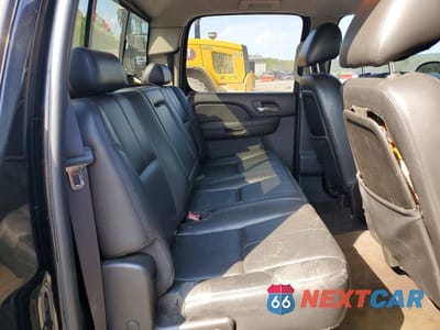 Zdjęcie 10 z 12 samochodu: 2010 GMC SIERRA K1500 SLT VIN:3GTRKWE38AG112923 - miniatura