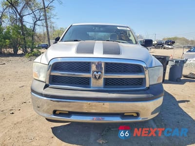 Piąte zdjęcie samochodu w środku: 2011 DODGE RAM 1500 VIN:1D7RV1GT3BS692279 - miniatura