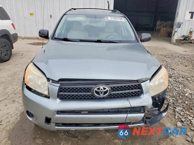 Piąte zdjęcie samochodu w środku: 2008 TOYOTA RAV4 BASE VIN:JTMBD33V885166979 - miniatura