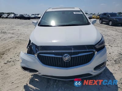 Piąte zdjęcie samochodu w środku: 2020 BUICK ENCLAVE ESSENCE VIN:5GAERBKW7LJ319436 - miniatura
