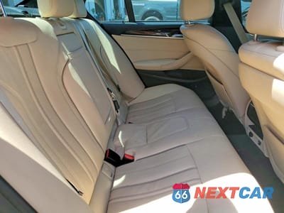 Zdjęcie 10 z 12 samochodu: 2019 BMW 530 I VIN:WBAJA5C55KWW22094 - miniatura