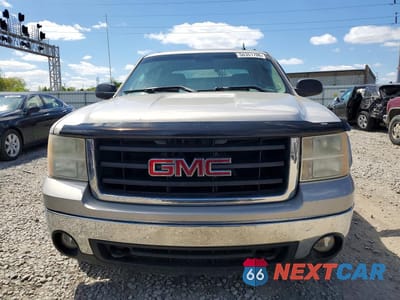 Piąte zdjęcie samochodu w środku: 2007 GMC NEW SIERRA K1500 VIN:2GTEK13M371533852 - miniatura