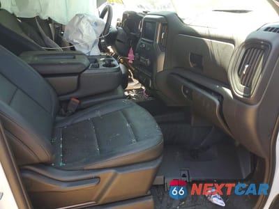 Zdjęcie 7 z 12 samochodu: 2024 CHEVROLET SILVERADO K1500 VIN:3GCUDAED0RG209075 - miniatura