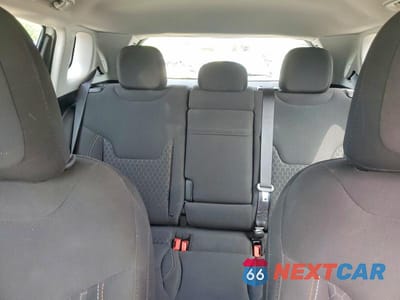 Zdjęcie 10 z 13 samochodu: 2018 JEEP COMPASS SPORT VIN:3C4NJCAB2JT263292 - miniatura