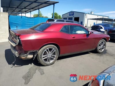 Trzecie zdjęcie samochodu z tyłu: 2019 DODGE CHALLENGER GT VIN:2C3CDZKG1KH752647 - miniatura