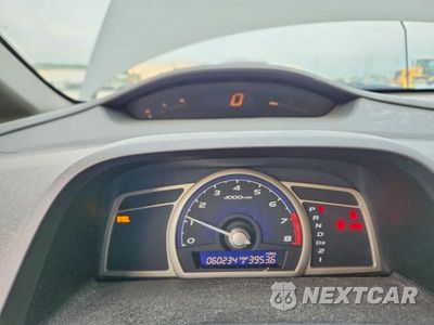 Zdjęcie 9 z 12 samochodu: 2010 HONDA CIVIC VP VIN:2HGFA1F35AH509532 - miniatura