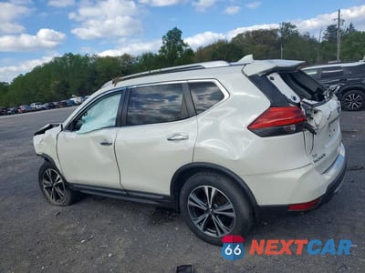 Drugie zdjęcie samochodu z przodu: 2017 NISSAN ROGUE SL VIN:JN8AT2MV2HW254822 - miniatura