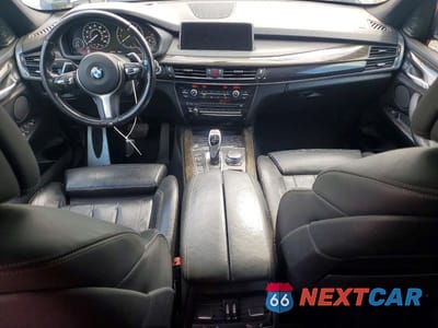 Zdjęcie 8 z 12 samochodu: 2017 BMW X5 SDRIVE35I VIN:5UXKR2C38H0X03744 - miniatura