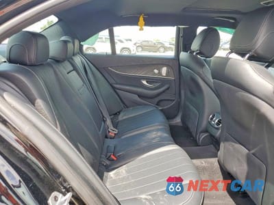 Zdjęcie 10 z 13 samochodu: 2021 MERCEDES-BENZ E 350 VIN:W1KZF8DB9MA922224 - miniatura