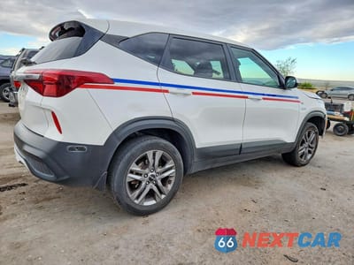 Trzecie zdjęcie samochodu z tyłu: 2022 KIA SELTOS LX VIN:KNDEPCAA5N7322495 - miniatura