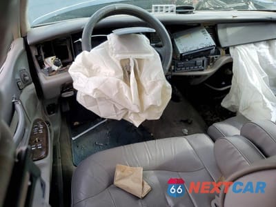 Zdjęcie 8 z 12 samochodu: 1997 LINCOLN TOWN CAR EXECUTIVE VIN:1LNLM81W5VY742868 - miniatura