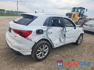 Trzecie zdjęcie samochodu z tyłu: 2025 AUDI Q3 PREMIUM S LINE 45 VIN:WA1DECF37S1010120 - miniatura