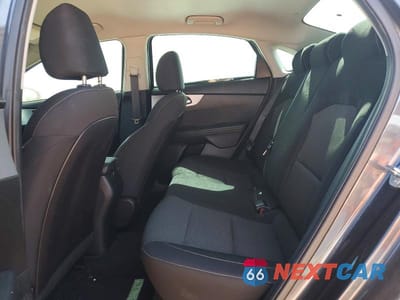 Zdjęcie 10 z 12 samochodu: 2022 KIA FORTE LXS VIN:3KPF24AD6NE437030 - miniatura