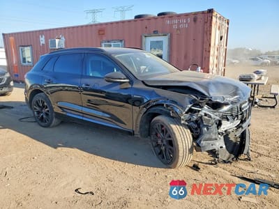 Czwarte zdjęcie samochodu z boku: 2021 AUDI E-TRON PRESTIGE VIN:WA1VAAGEXMB006726 - miniatura
