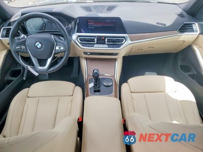 Zdjęcie 8 z 12 samochodu: 2021 BMW 330I VIN:3MW5R1J01M8B94868 - miniatura