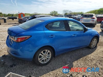 Trzecie zdjęcie samochodu z tyłu: 2017 TOYOTA YARIS IA BASE VIN:3MYDLBYV1HY178278 - miniatura